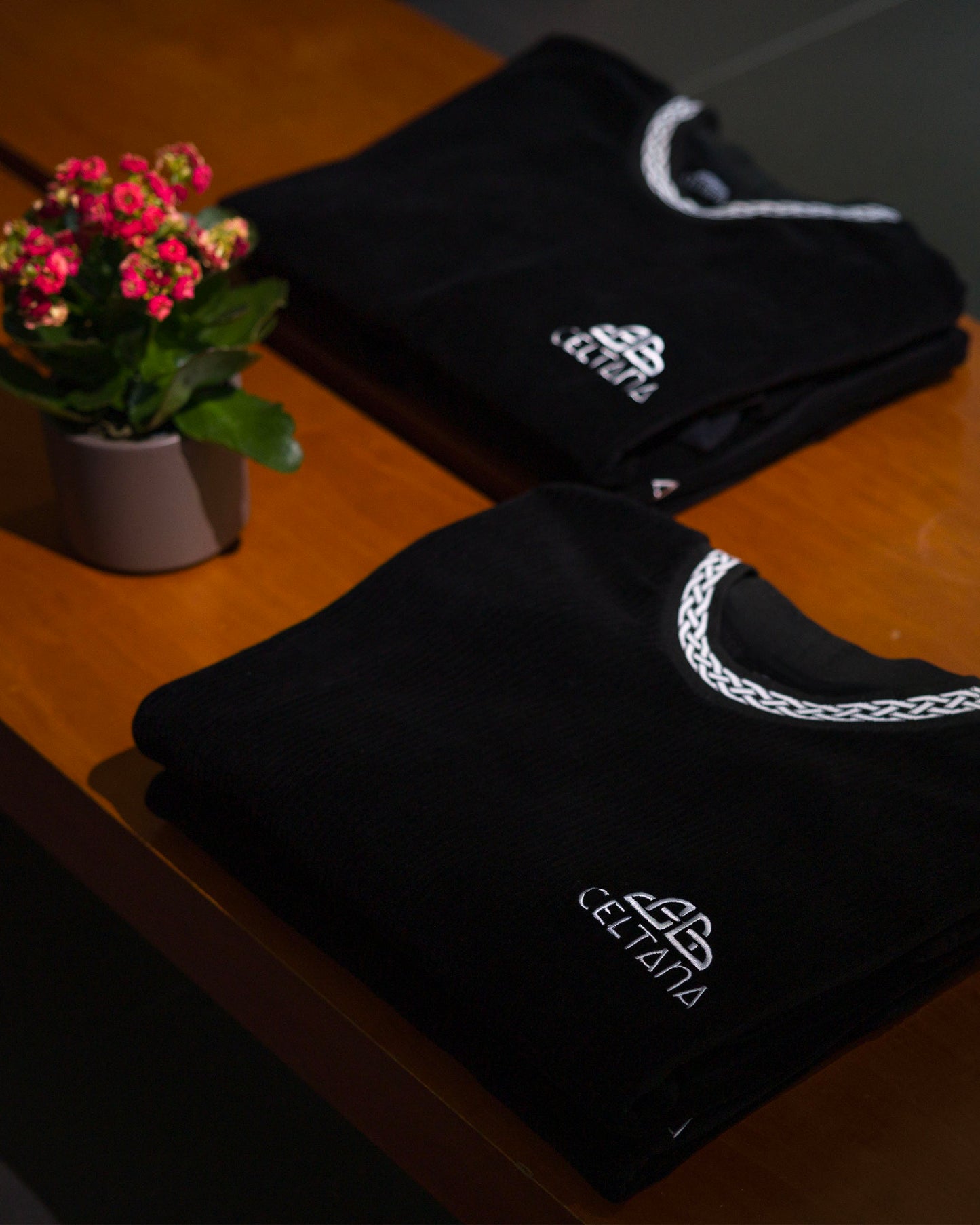 Oversized Celtic Knotwork Cord T-Shirt